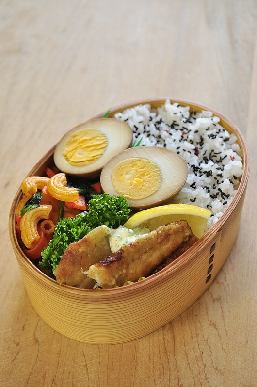 スズキソテー弁当_b0171098_6575354.jpg