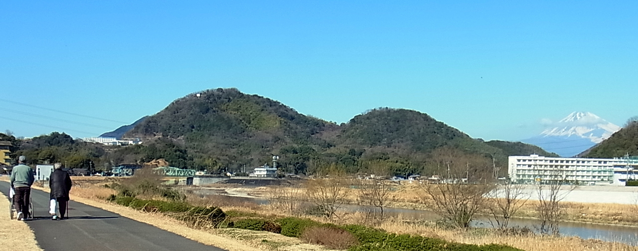 e0059726_2227619.jpg