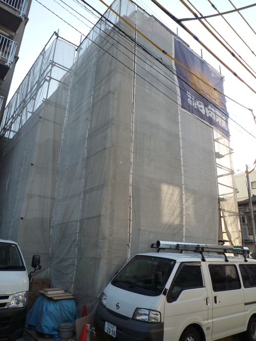 重量鉄骨造施行中。_b0246953_1837382.jpg