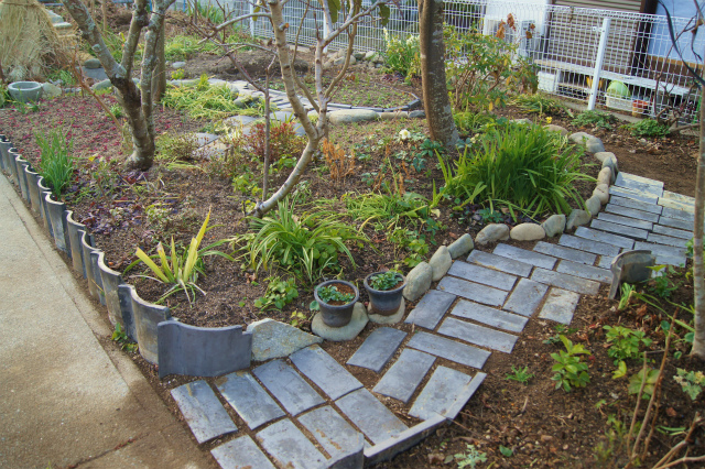 花壇づくり 4 : 風の通る庭