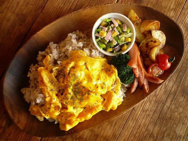 オムライス風ランチプレート フライド風ポテトレシピ キッチンダイアリー オムライス風ランチプレート フライド風ポテトレシピ キッチンダイアリー