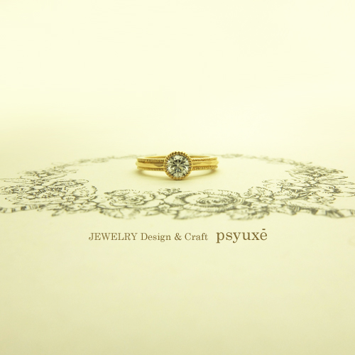 イエローゴールドとダイヤモンドの婚約指輪_e0131432_10563878.jpg