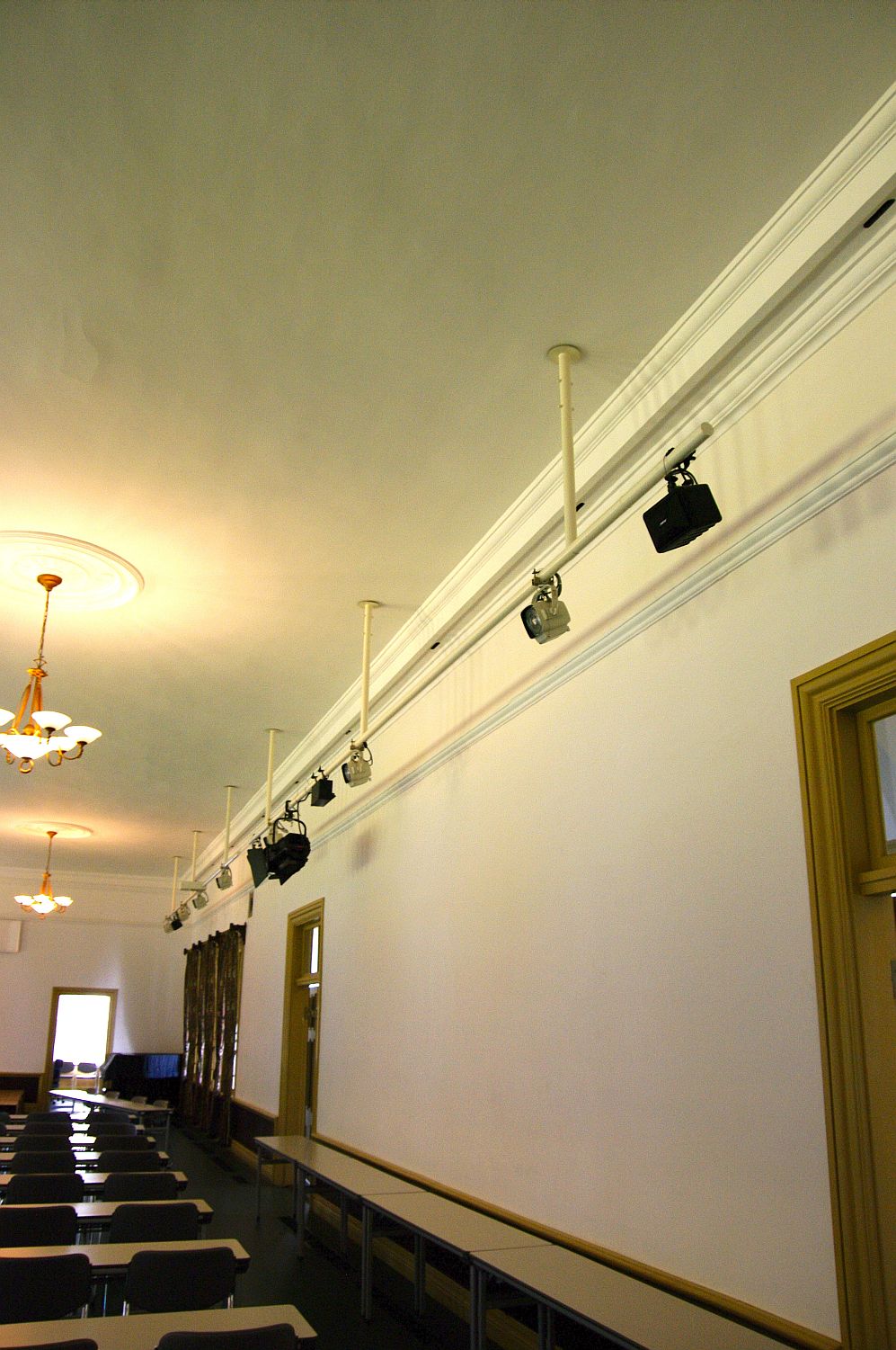 b0212342_08124579.jpg