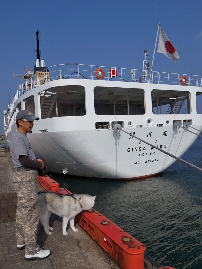 ぽかぽか陽気の宮崎港_c0049299_21293797.jpg