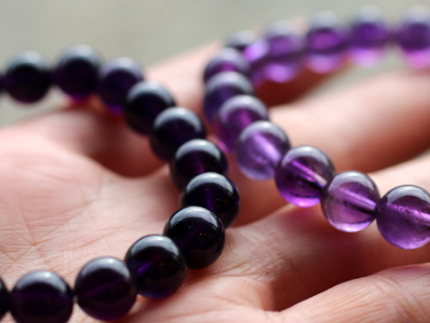 新入荷 紫が濃ゆーい高品質アメジスト8mmブレス