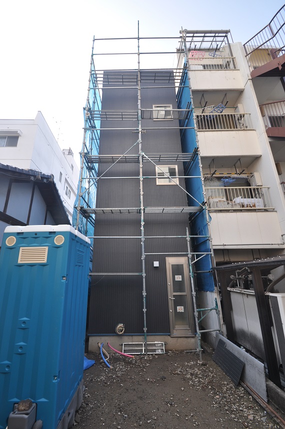 スリットの家　　　Slit house　_e0028417_17584473.jpg