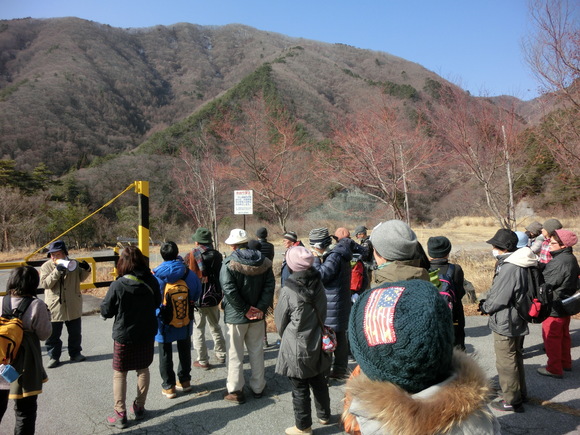 氷結のみずがき湖と塩川ダム_f0019247_13181551.jpg