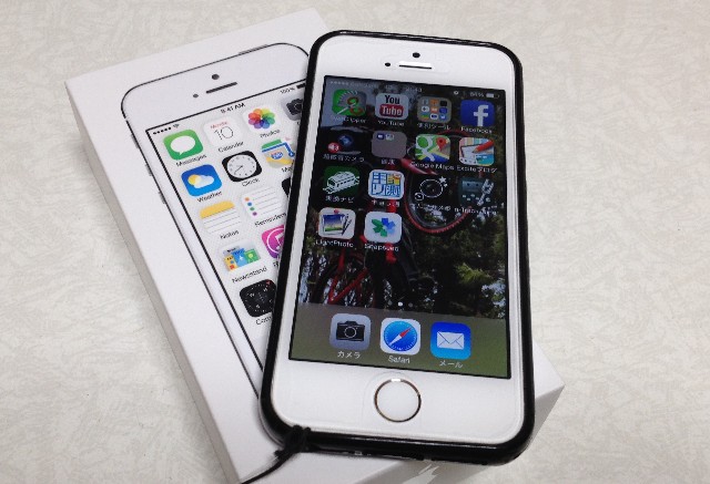 機種変更で iPhone 5s に更新したよ。_f0054969_23374965.jpg