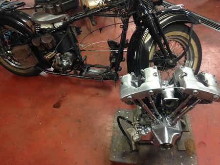 SHOVELHEAD FOREVER_a0165898_2216323.jpg