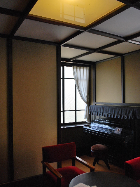 江戸東京たてもの園、旧小出收邸(大正モダン邸宅再訪)_f0142606_16594819.jpg