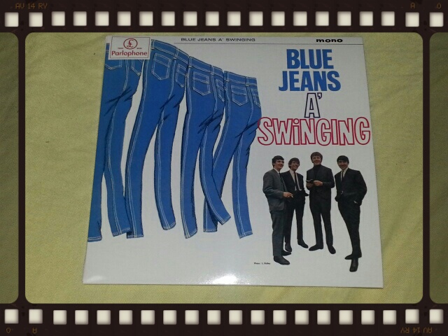 THE SWINGING BLUE JEANS / BLUE JEANS A\' SWINGING (mono 紙ジャケ)_b0042308_2375189.jpg