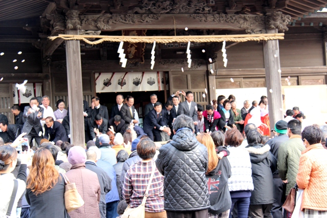 2014・2月3日　　節分・八幡神社へ・特製恵方巻き_c0067508_2310232.jpg