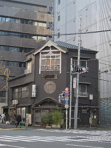『芸術を創る脳』でひらめくもの。_b0141773_2024928.jpg