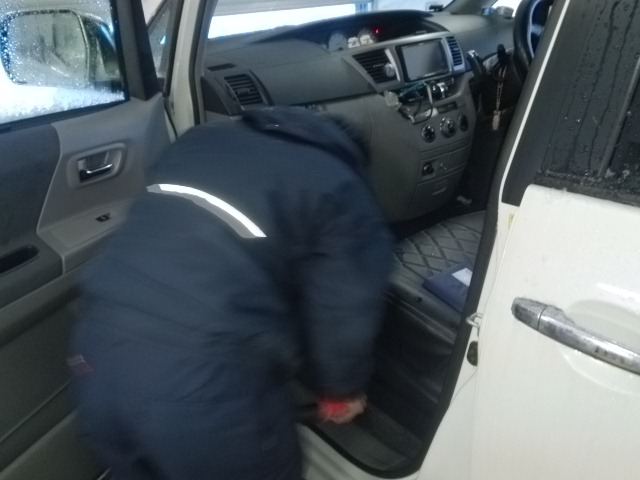★ストリーム待望のお納車となりました!!★(白石店)_c0161601_19283034.jpg