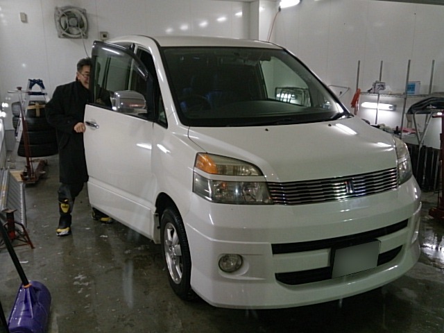 ★ストリーム待望のお納車となりました!!★(白石店)_c0161601_19284257.jpg