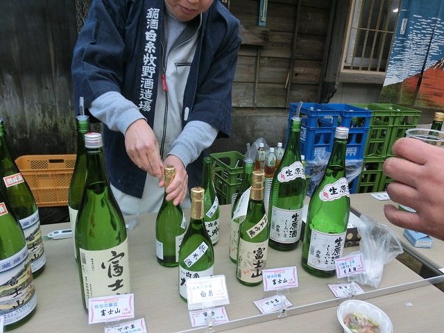 半分だけだったが十分堪能!「上野の里まつり 酒蔵めぐり2014」_f0141310_7415266.jpg