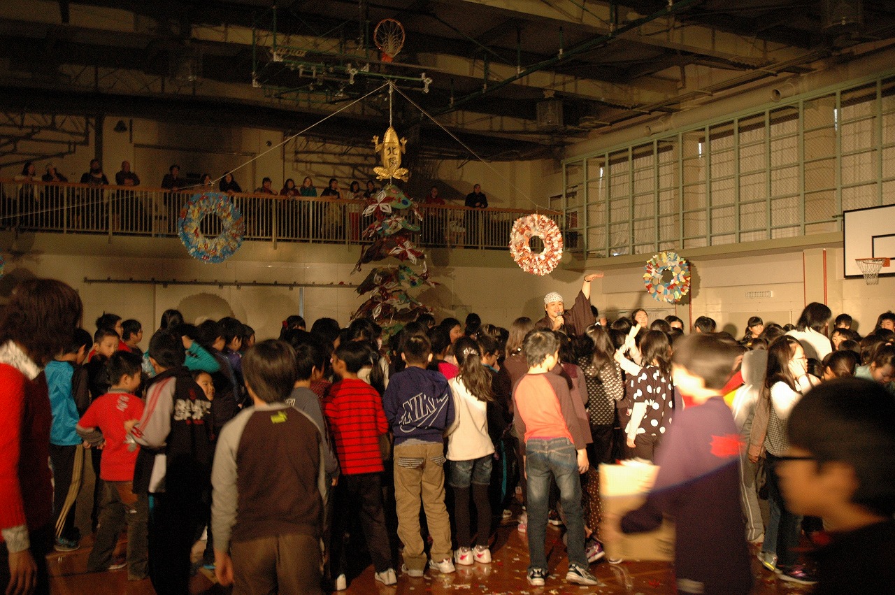 おとどけアート 北陽小学校×佐藤隆之 最終日　「メリクリまつり」 3_a0062127_21593382.jpg