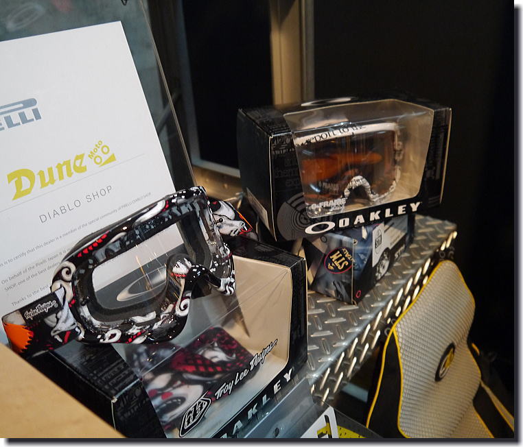 OAKLEY MX & HARLEY_f0178858_21172094.jpg