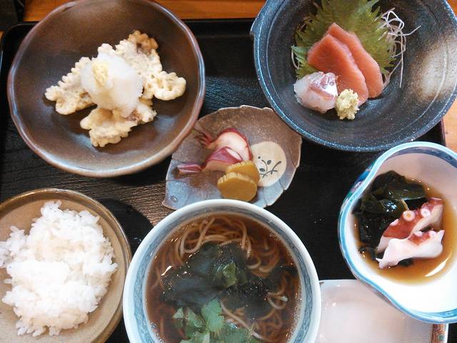 「まぐろ御膳」に癒された~@「ゆう」(多摩センター)_c0212604_20522864.jpg