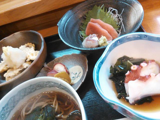 「まぐろ御膳」に癒された~@「ゆう」(多摩センター)_c0212604_2055494.jpg