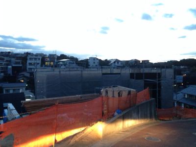 斜面に建つ家「平和の家」完成見学会を開催します☆_e0029115_1741596.jpg