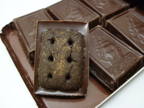 【ブルボン】アルフォート ミニチョコレートアロマビター_c0152767_218549.jpg