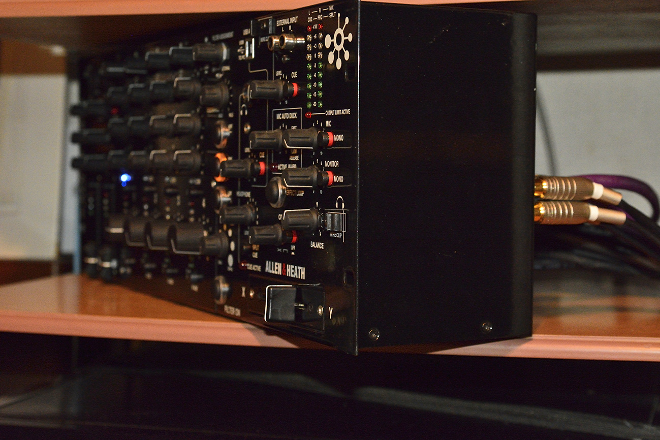 Allen&Heath Xone:S2_a0110584_22455544.jpg