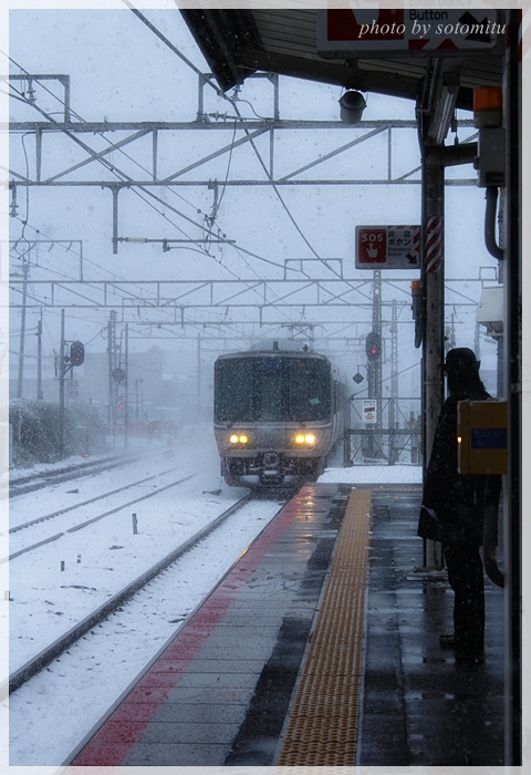 雪の日のお出掛け－撮り鉄気分－_b0166896_2231638.jpg