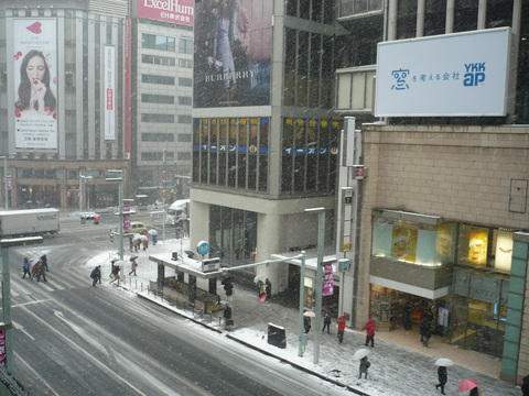 大雪の中を・・・_e0195325_1529267.jpg