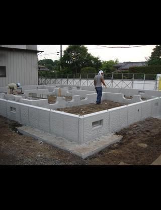 家の基礎って さるの家