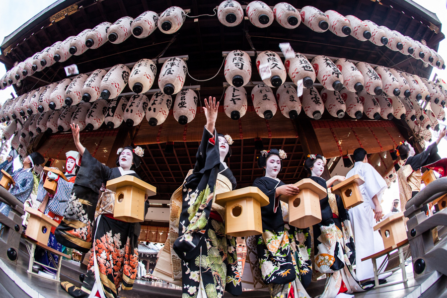 節分祭！　　～八坂神社　宮川町～_b0128581_2040681.jpg