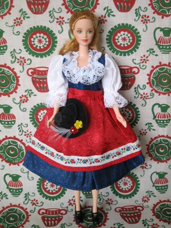 人形用オーストリアの民族衣装 5 Der Liebling 蚤の市フリークの雑貨手帳