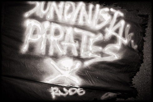 「\"SUNDINISTA PIRATES\" -HOOK LIVES IN YOUR MIND?-」 _f0180552_19211777.jpg