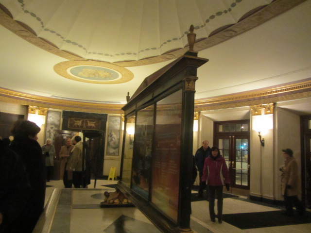 b0247153_03024459.jpg