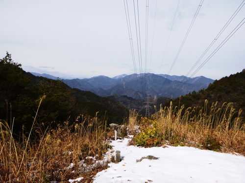 天王山 (537.8M) ～ 誕生山 (501.7M) 縦走する　　登頂 　下山 編_d0170615_17351145.jpg