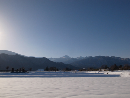 火曜日の安曇野_a0014840_19383741.jpg