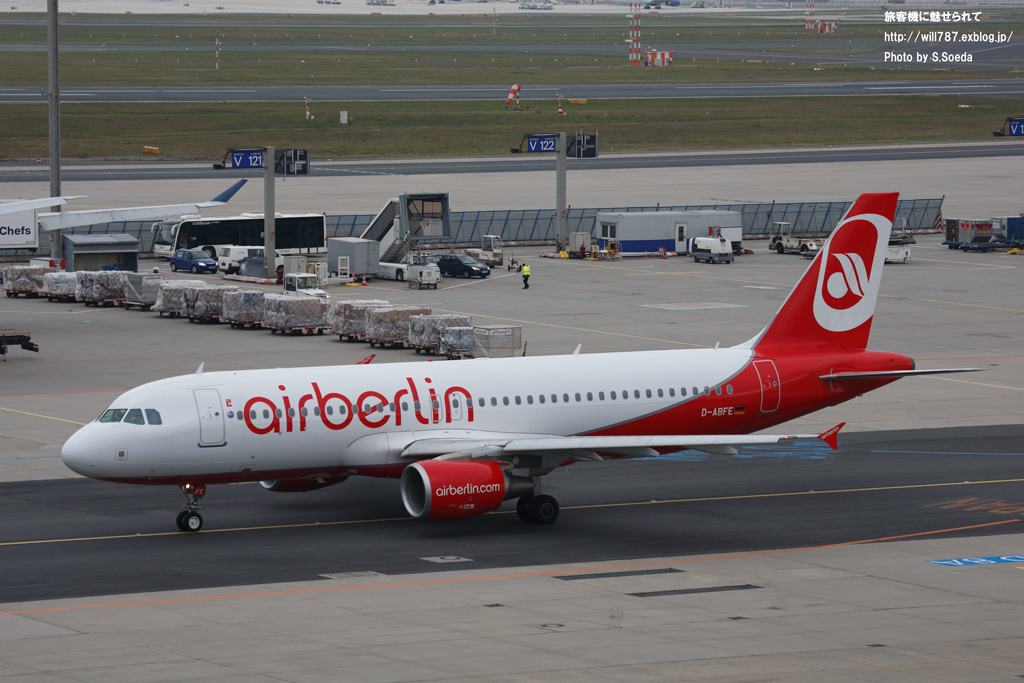 エア・ベルリン (Air Berlin)_d0242350_15515835.jpg