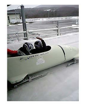 氷上のF1、ボブスレージャパンを応援しよう！：もっとも宇宙飛行に近いスポーツ！_e0171614_1864325.jpg