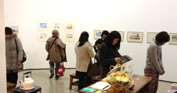 【岡田よしたか】絵本原画&作品展〜後半スタート!「行くしかないやろ。」_a0017350_2433549.jpg