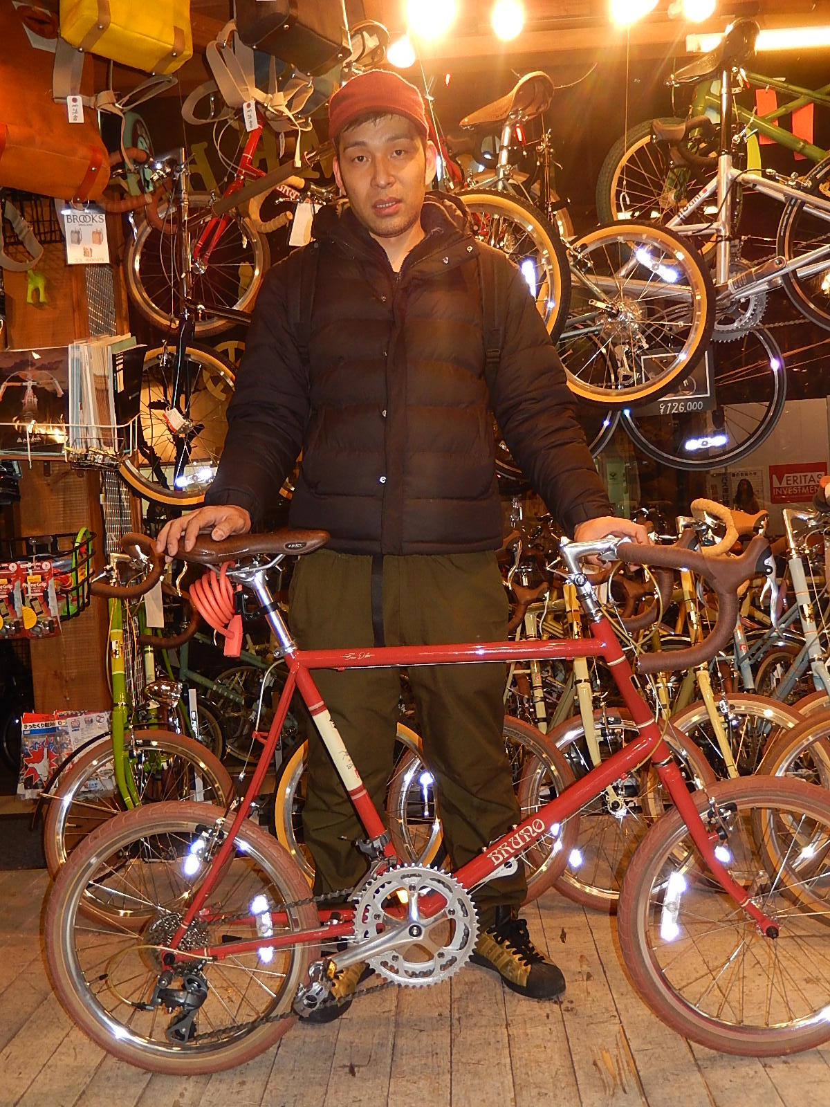 MINIVELO 20 ROAD　限定レッド_e0188759_18395623.jpg