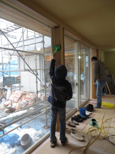 朝霞の家 建具枠自主塗装完了_c0310571_11060906.jpg