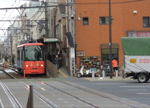 都電もなか_e0030586_1902940.jpg