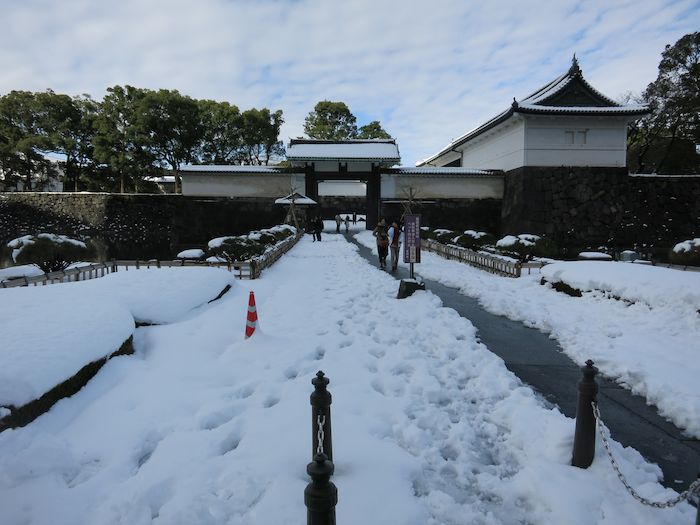 『江戸城如月雪景色』（上）_a0104495_065010.jpg