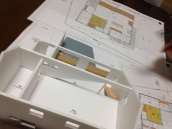 ただ今進行中/T様邸が大詰めを迎えています。_e0029115_1643071.jpg