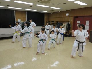 手稲教室 今日も楽しく元気に稽古!_c0118332_2323232.jpg
