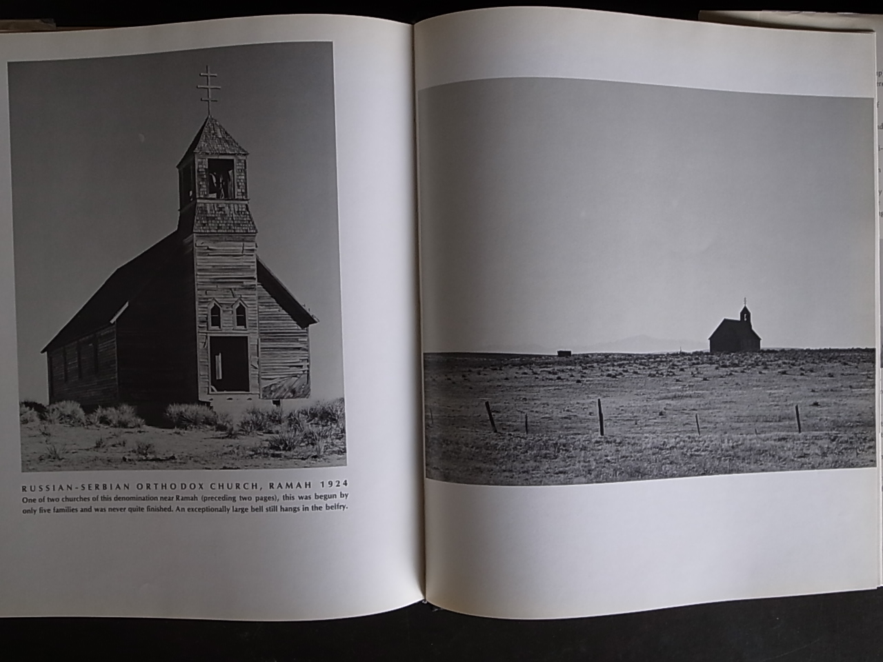 WHITE CHURCHES OF THE PLAINS / Robert Hickman Adams_a0227034_1453404.jpg