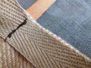 mini bag 力布をリネンテープに変えて作り直し♪_a0165160_17425271.jpg
