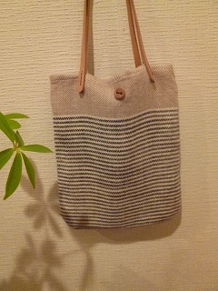 mini bag 力布をリネンテープに変えて作り直し♪_a0165160_17433192.jpg