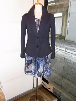 紺のジャケット_d0236253_17301995.jpg