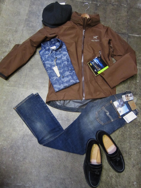 ⛄ です・・・ GORE です! ARK\'TERYX です!! Theta SL Hybrid JACKET!♪!_d0152280_21312088.jpg
